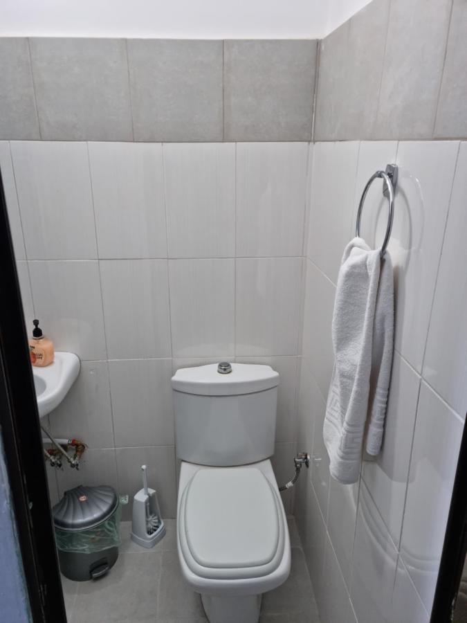Cozzy Studio Tirana Esterno foto
